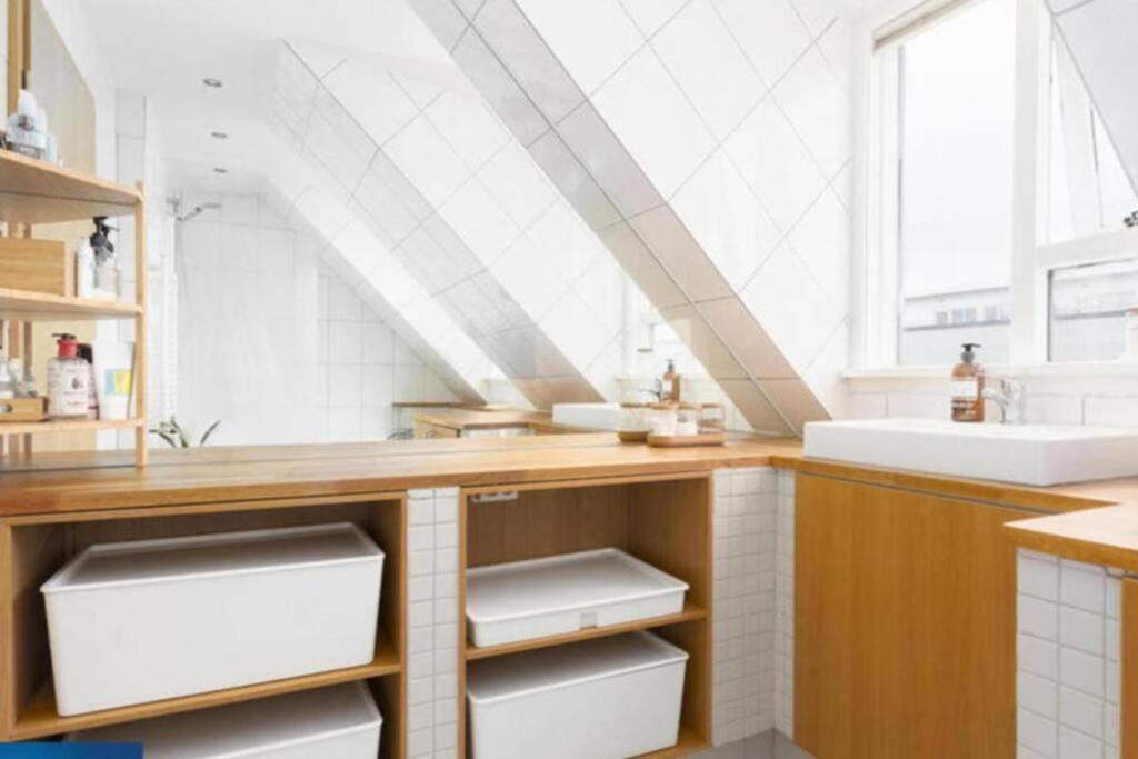 Unique 2 Bedroom Apartment Downtown Reykjavik Bagian luar foto